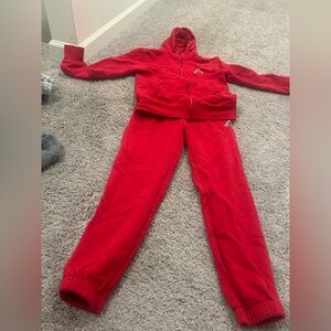 Red Jordan sweatsuit size 10-12 years